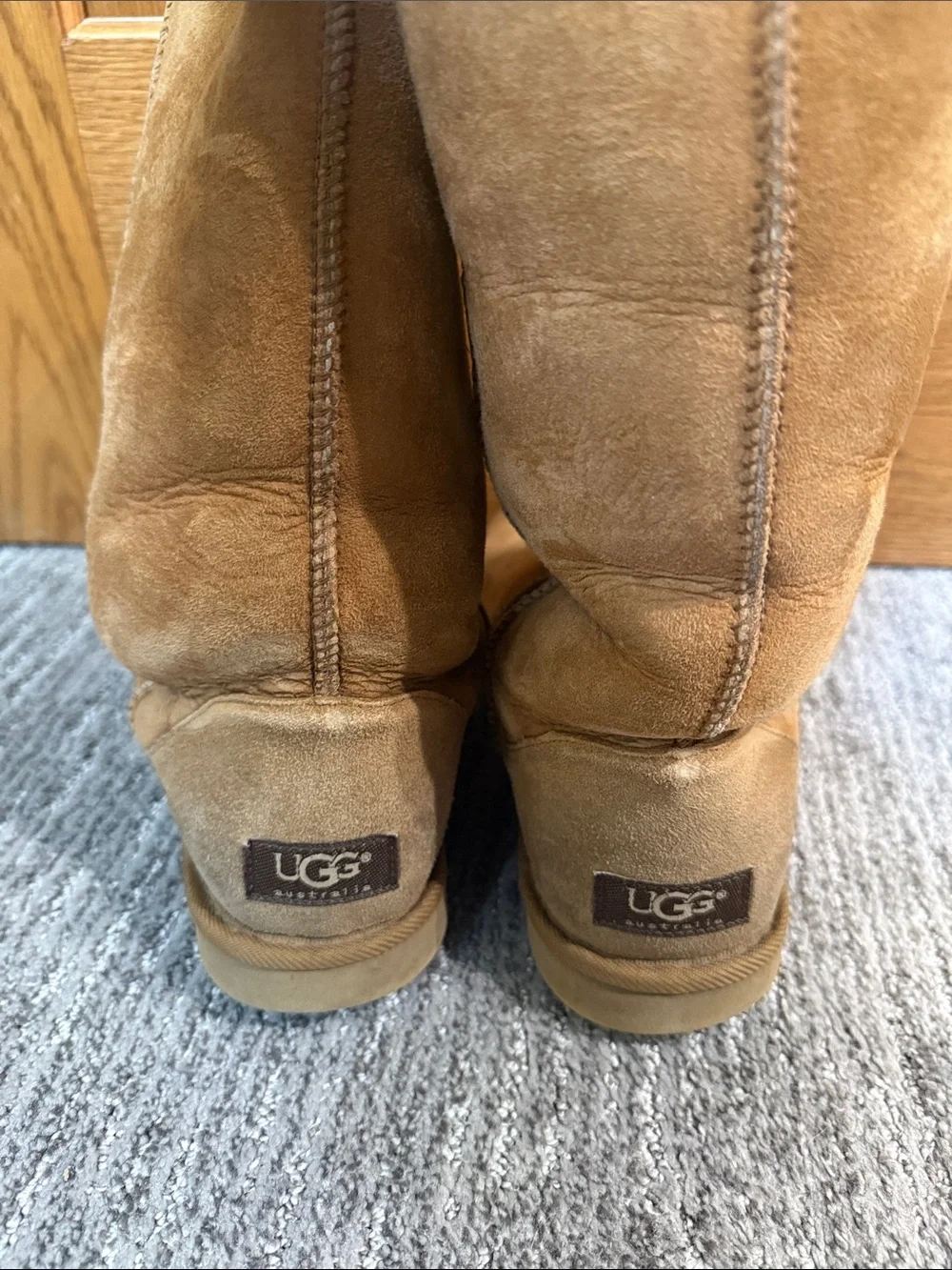 UGG Classic Tall Shearling-Lined Women's Boots - Chestnut Brown